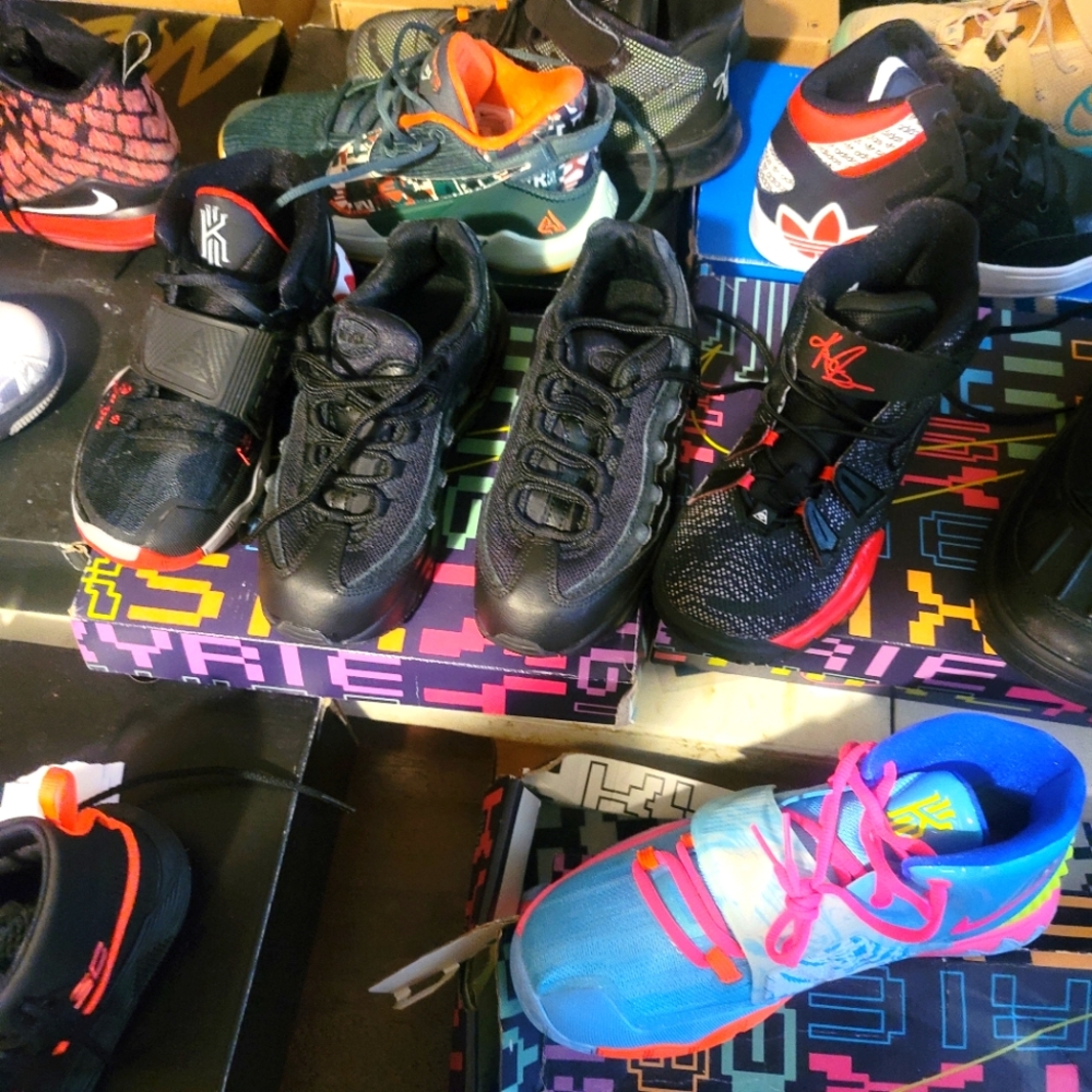 Kids sneakers from sizes 1-7. Contact me to find out more most have original box